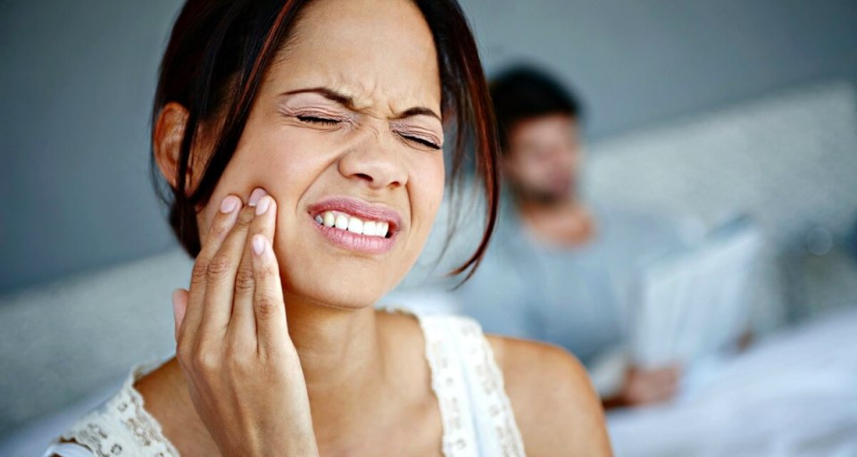 What is a tooth abscess?